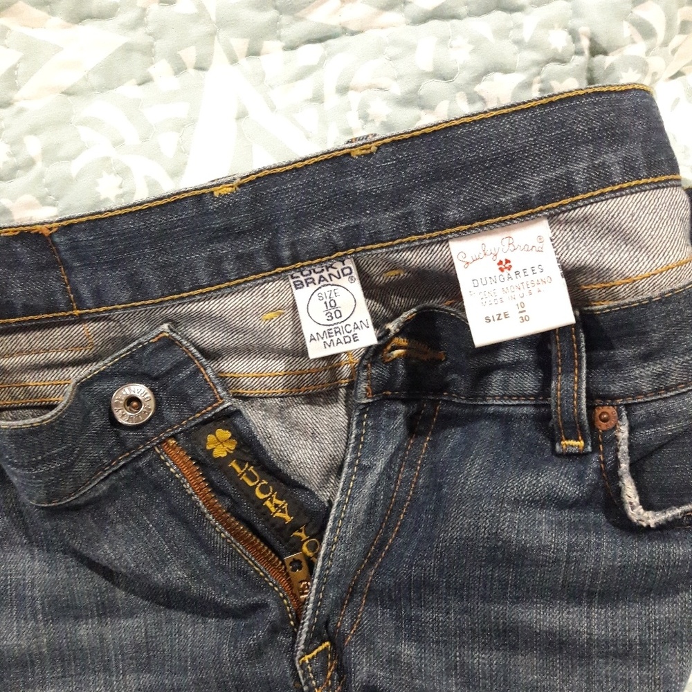 SOLD. Lucky Brand jeans